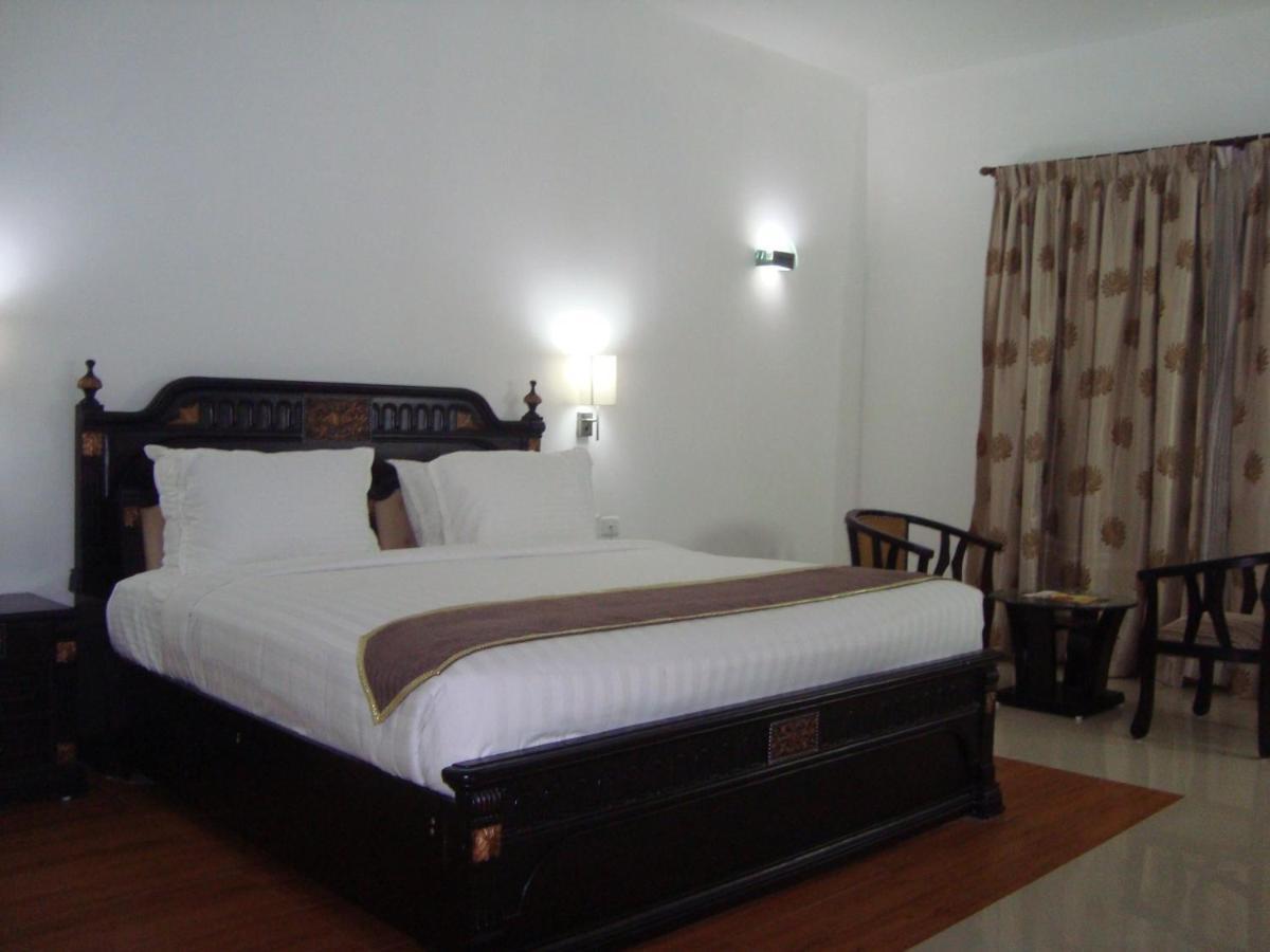 Fabhotel White Dammar Thiruvananthapuram Exterior foto